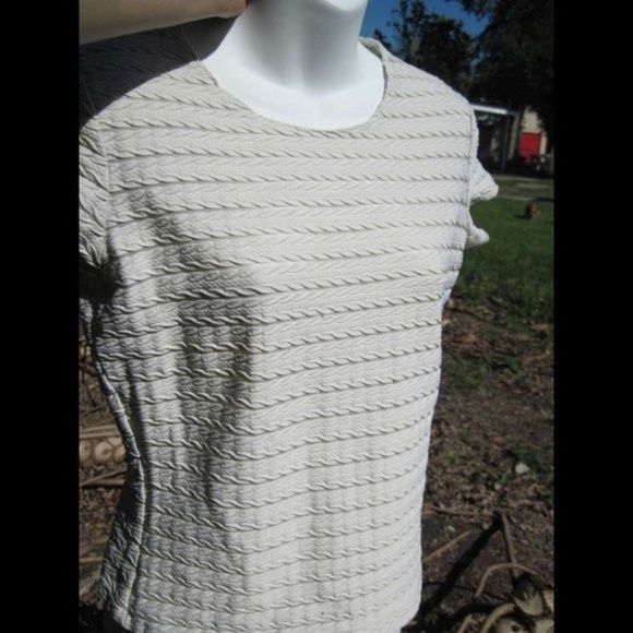 Freebie/ Previously White Textured Patterned Material Shirt Polyester Small - Picture 3 of 7